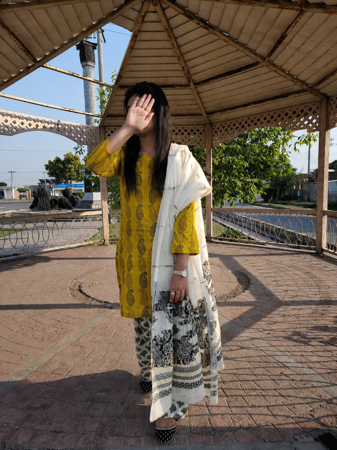 Noor Mustard Paisley Doriya Cotton Kurta Set | Casual & Eid Wear